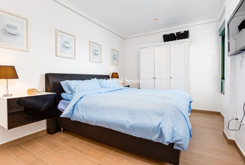 Wiederverkauf - PENTHOUSE -
ORIHUELA COSTA - Lomas de Campoamor