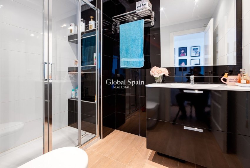 Wiederverkauf - PENTHOUSE -
ORIHUELA COSTA - Lomas de Campoamor