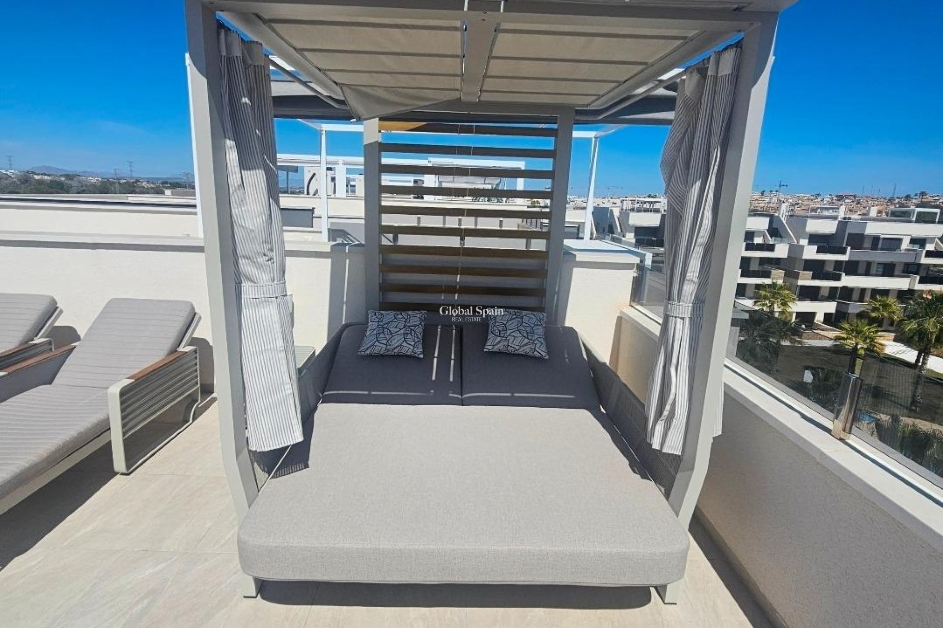 Wiederverkauf - PENTHOUSE -
ORIHUELA COSTA - Los Almendros-la Florida