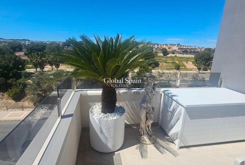 Wiederverkauf - PENTHOUSE -
ORIHUELA COSTA - Los Almendros-la Florida