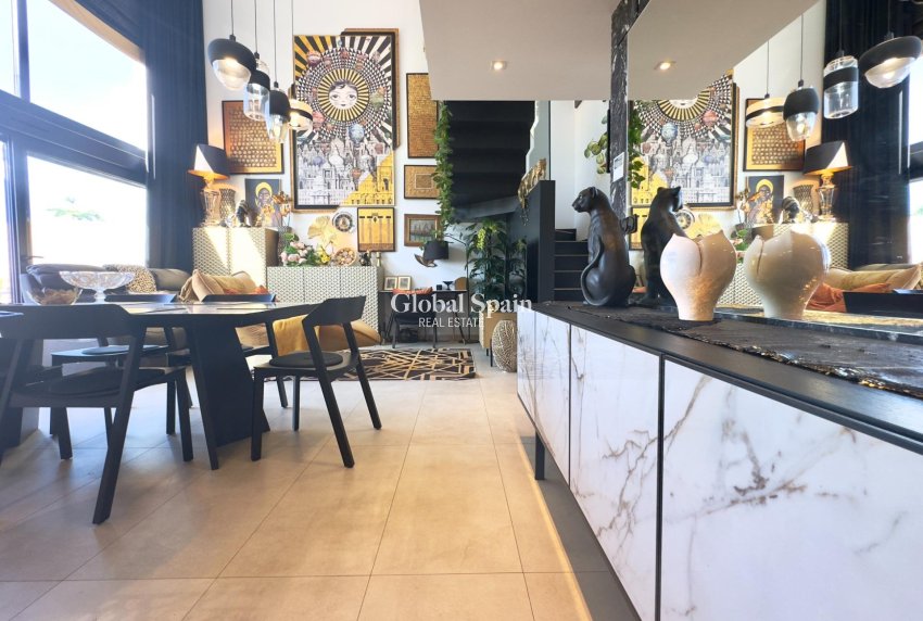 Wiederverkauf - PENTHOUSE -
ORIHUELA COSTA - Los Dolses