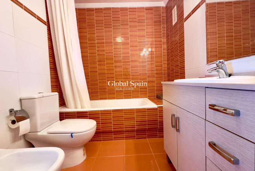 Wiederverkauf - PENTHOUSE -
ORIHUELA COSTA - Playa Flamenca