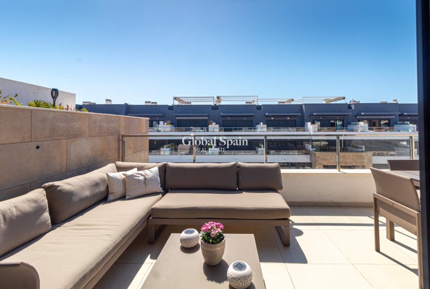 Wiederverkauf - PENTHOUSE -
ORIHUELA COSTA - Playa Flamenca