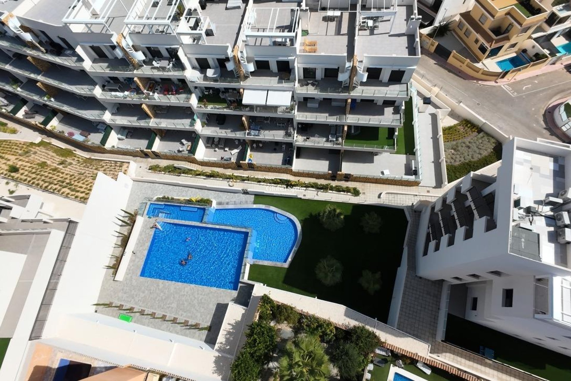 Wiederverkauf - PENTHOUSE -
ORIHUELA COSTA - VILLAMARTÍN