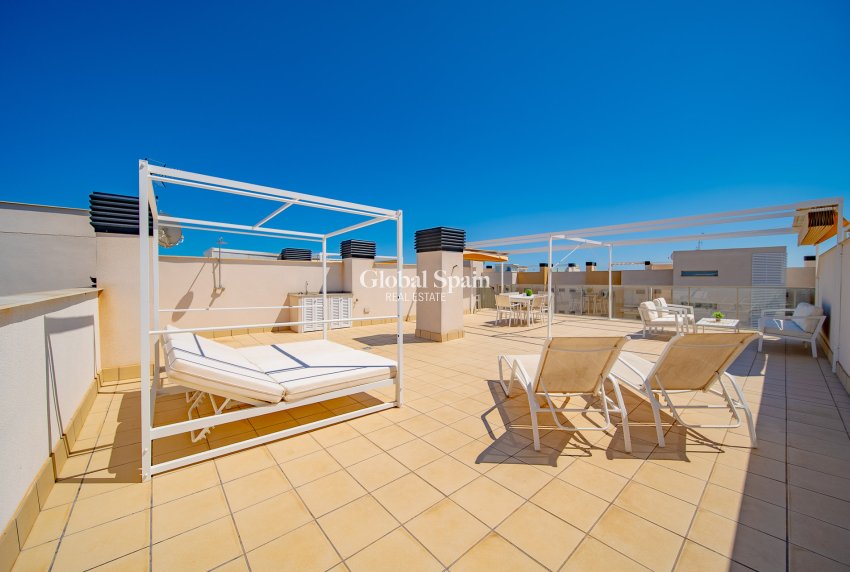 Wiederverkauf - PENTHOUSE -
ORIHUELA COSTA - VILLAMARTÍN