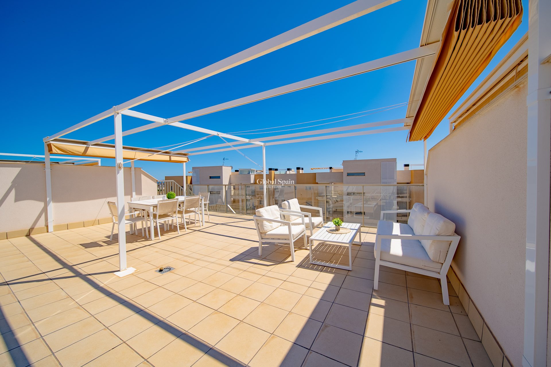 Wiederverkauf - PENTHOUSE -
ORIHUELA COSTA - VILLAMARTÍN