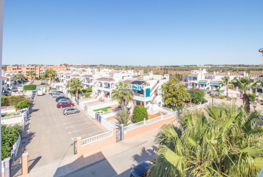 Wiederverkauf - PENTHOUSE -
ORIHUELA COSTA - VILLAMARTÍN