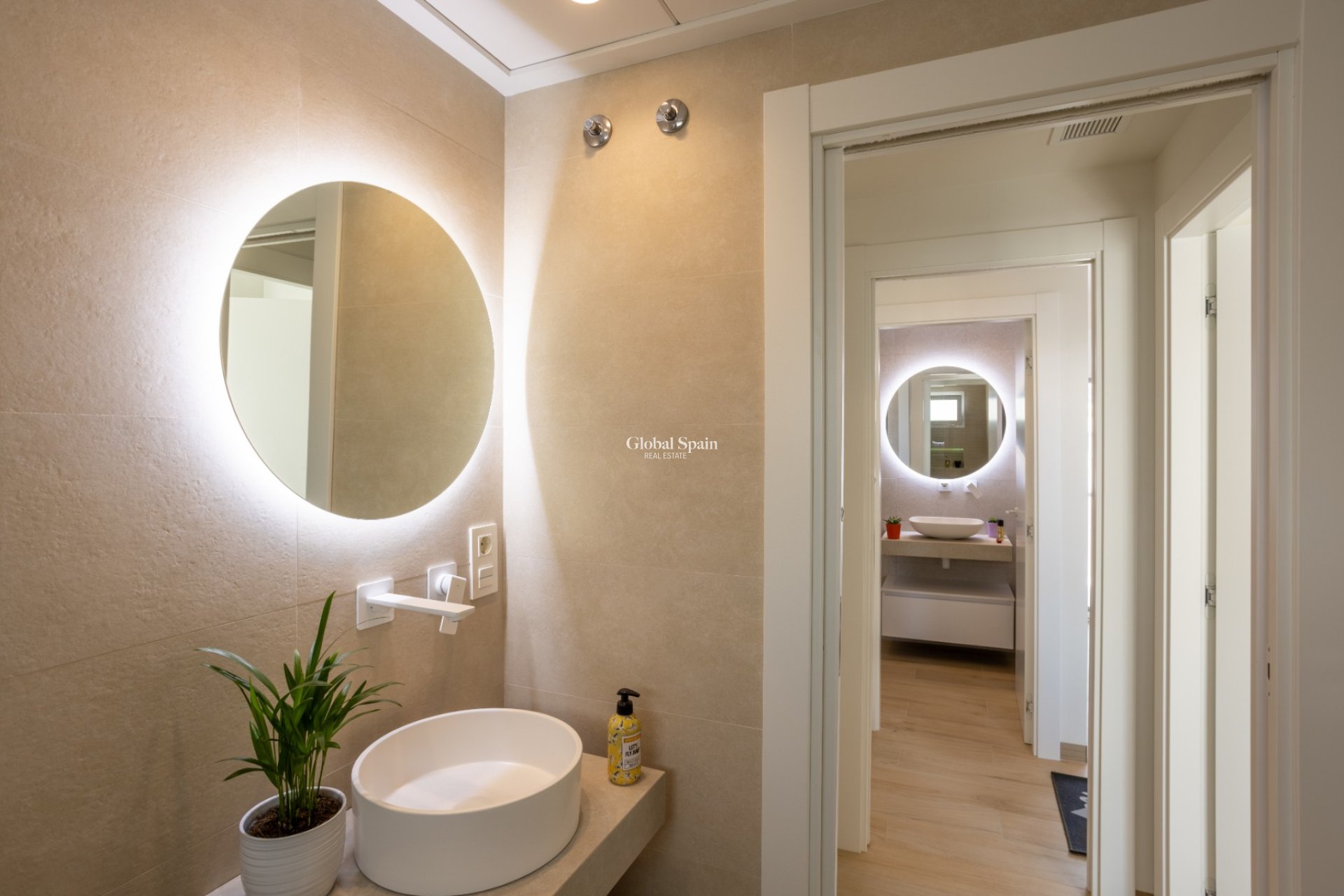 Wiederverkauf - PENTHOUSE -
ORIHUELA COSTA - VILLAMARTÍN