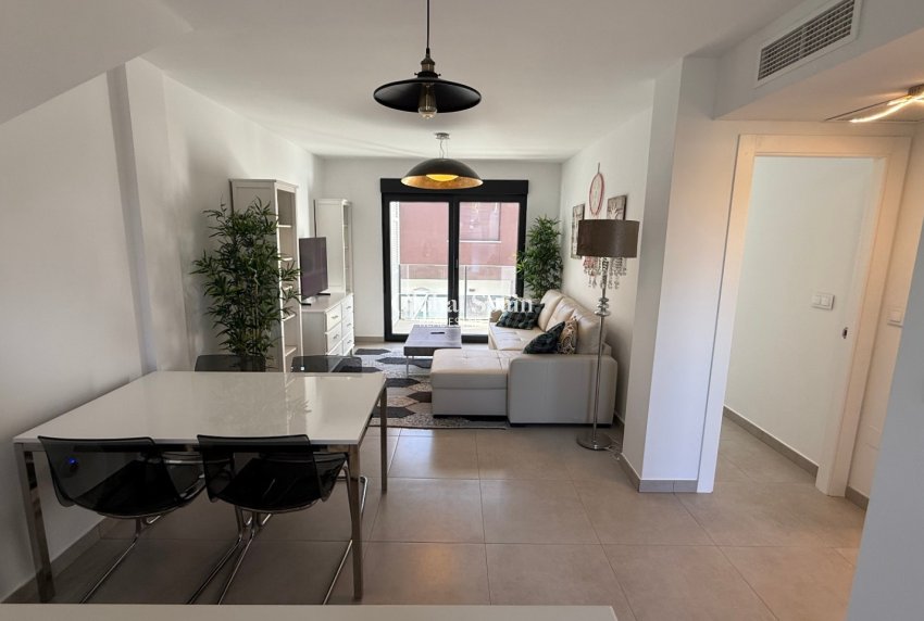 Wiederverkauf - PENTHOUSE -
PILAR DE LA HORADADA - Costa Blanca