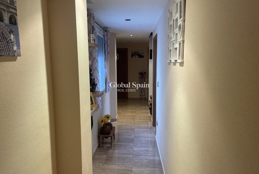 Wiederverkauf - PENTHOUSE -
PILAR DE LA HORADADA - Costa Blanca