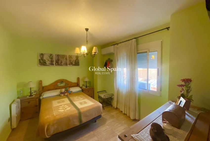 Wiederverkauf - PENTHOUSE -
PILAR DE LA HORADADA - Costa Blanca