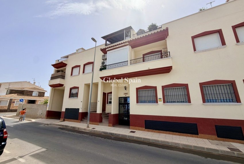Wiederverkauf - PENTHOUSE -
PILAR DE LA HORADADA - Costa Blanca