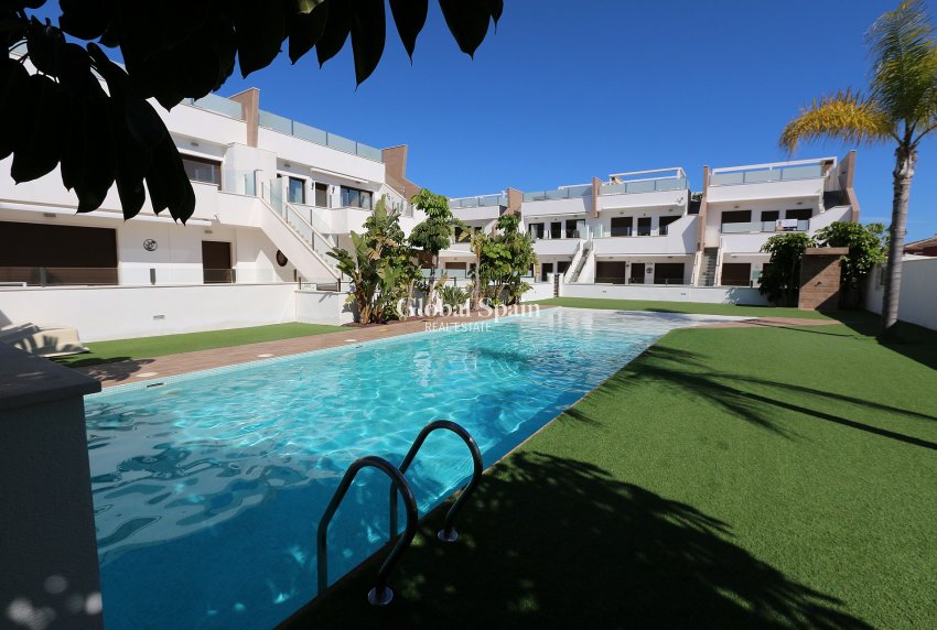 Wiederverkauf - PENTHOUSE -
PILAR DE LA HORADADA - Costa Blanca