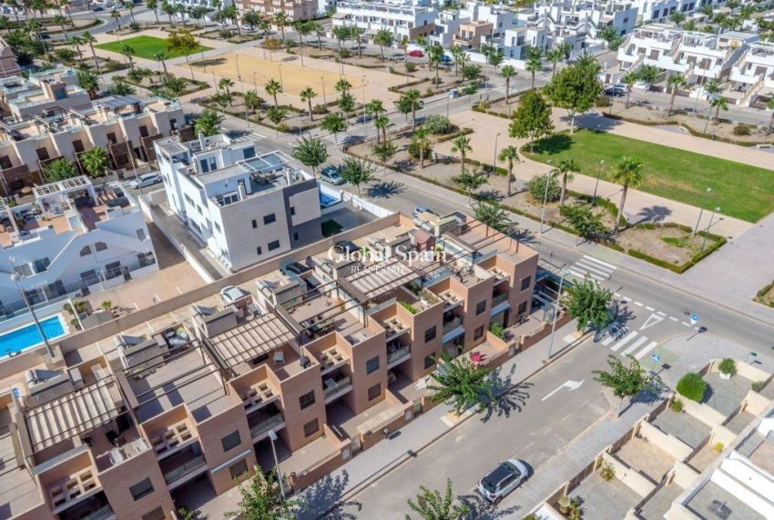 Wiederverkauf - PENTHOUSE -
PILAR DE LA HORADADA - Costa Blanca