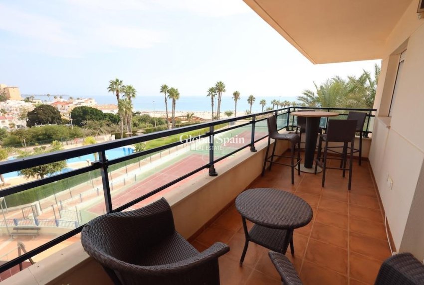 Wiederverkauf - PENTHOUSE -
PILAR DE LA HORADADA - Costa Blanca