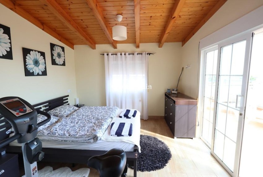 Wiederverkauf - PENTHOUSE -
PILAR DE LA HORADADA - Costa Blanca