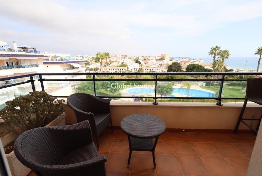 Wiederverkauf - PENTHOUSE -
PILAR DE LA HORADADA - Costa Blanca