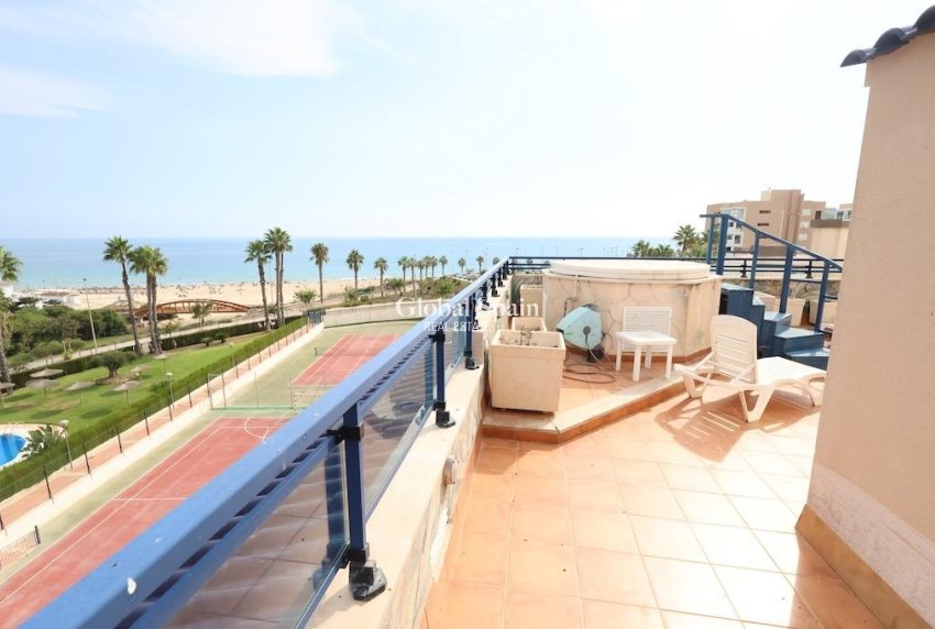 Wiederverkauf - PENTHOUSE -
PILAR DE LA HORADADA - Costa Blanca