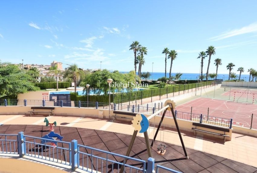 Wiederverkauf - PENTHOUSE -
PILAR DE LA HORADADA - Costa Blanca