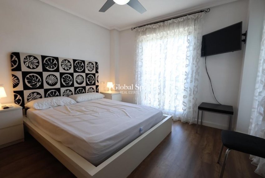 Wiederverkauf - PENTHOUSE -
PILAR DE LA HORADADA - Costa Blanca