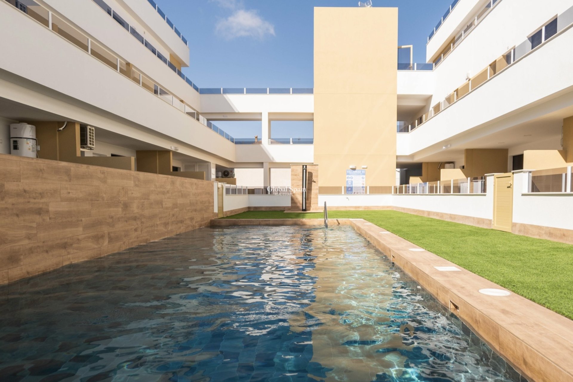 Wiederverkauf - PENTHOUSE -
PILAR DE LA HORADADA - Costa Blanca