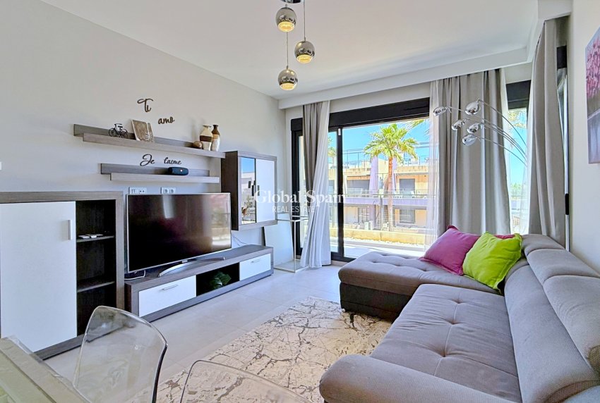 Wiederverkauf - PENTHOUSE -
PILAR DE LA HORADADA - Costa Blanca