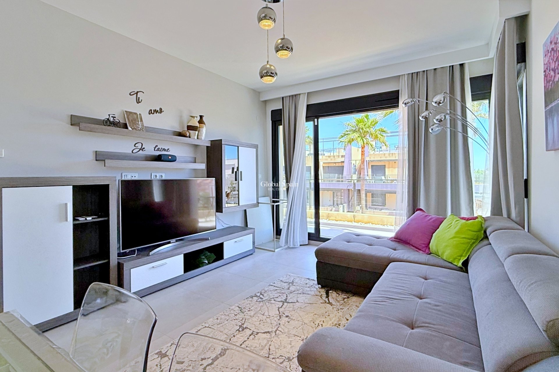 Wiederverkauf - PENTHOUSE -
PILAR DE LA HORADADA - Costa Blanca