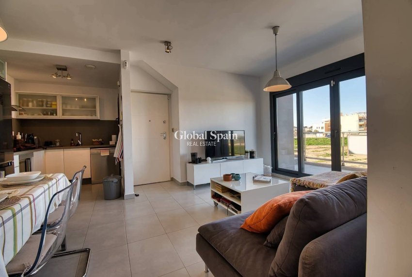 Wiederverkauf - PENTHOUSE -
PILAR DE LA HORADADA - PUEBLO LATINO