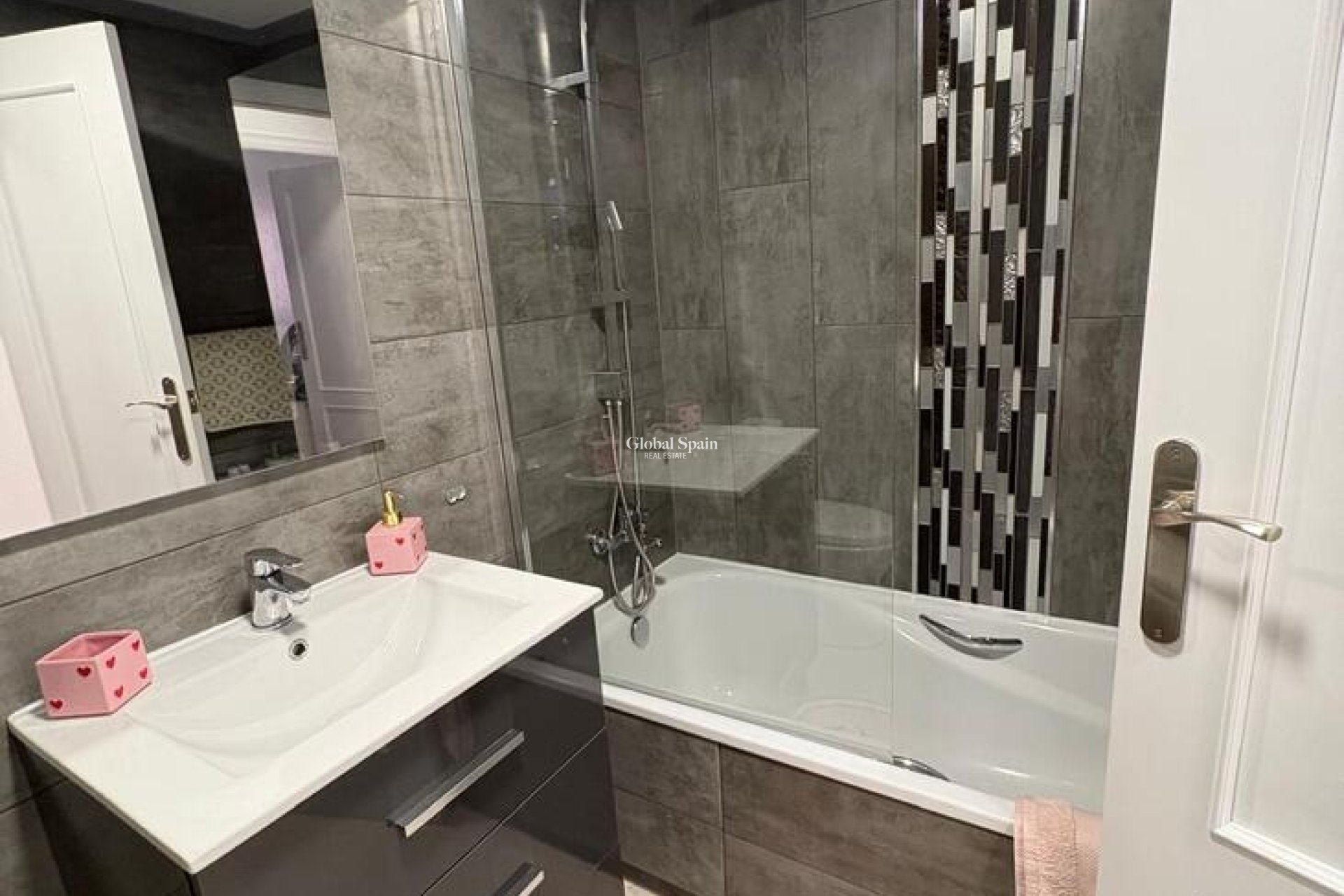 Wiederverkauf - PENTHOUSE -
PLAYA FLAMENCA - Costa Blanca