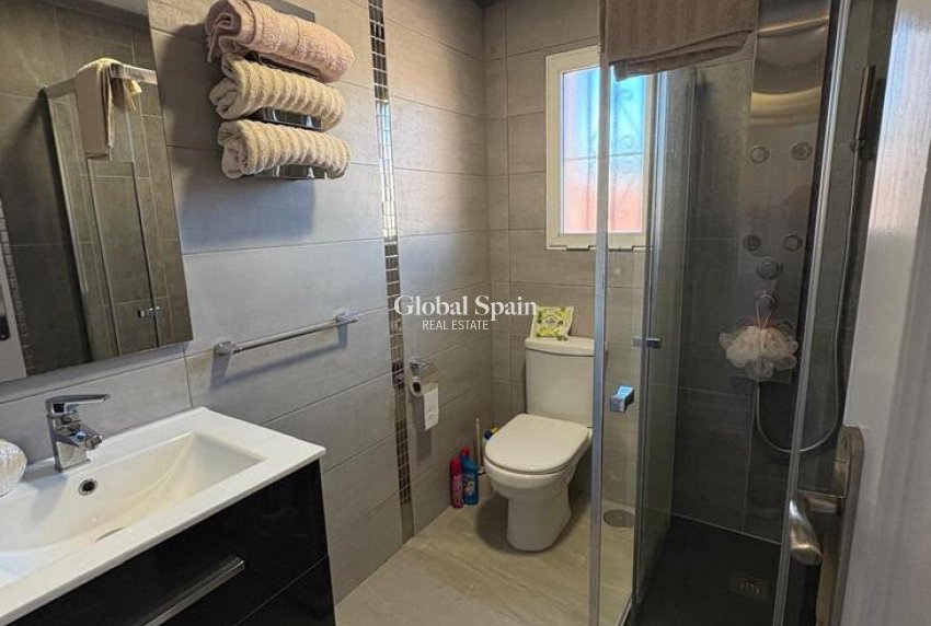 Wiederverkauf - PENTHOUSE -
PLAYA FLAMENCA - Costa Blanca