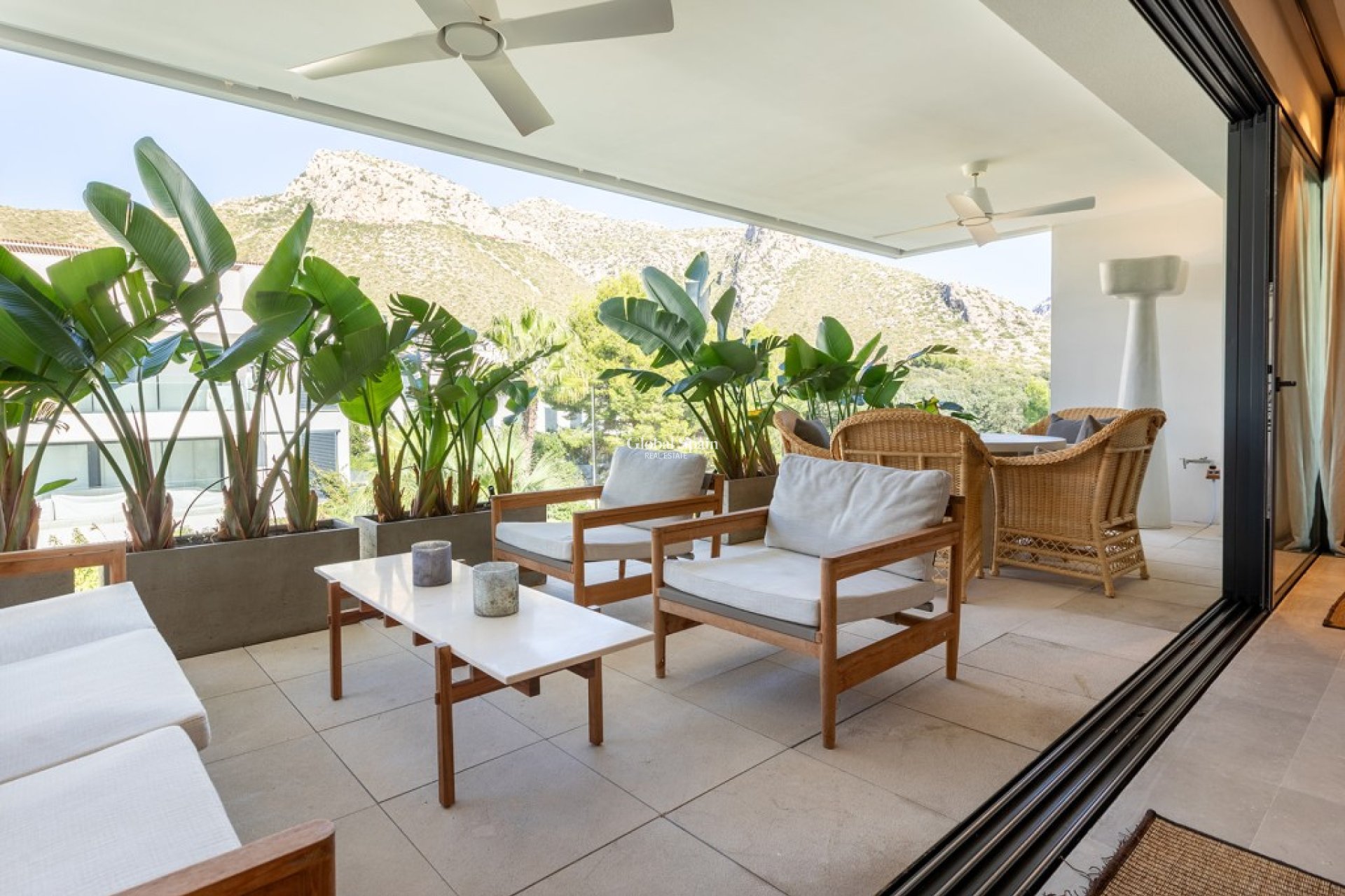 Wiederverkauf - PENTHOUSE -
PORT DE POLLENÇA