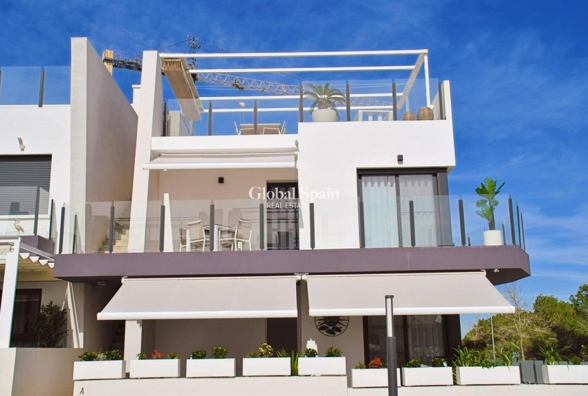 Wiederverkauf - PENTHOUSE -
SAN MIGUEL DE SALINAS - Costa Blanca