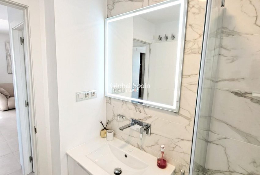 Wiederverkauf - PENTHOUSE -
SAN MIGUEL DE SALINAS - Costa Blanca