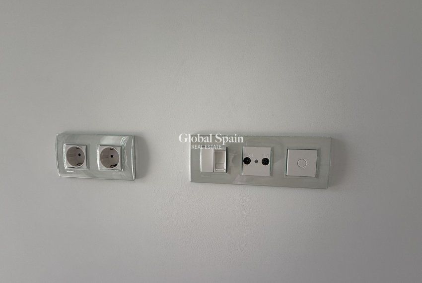 Wiederverkauf - PENTHOUSE -
SAN MIGUEL DE SALINAS - Inland