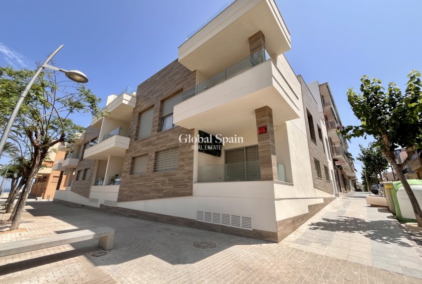 Wiederverkauf - PENTHOUSE -
TORRE DE LA HORADADA - Costa Blanca