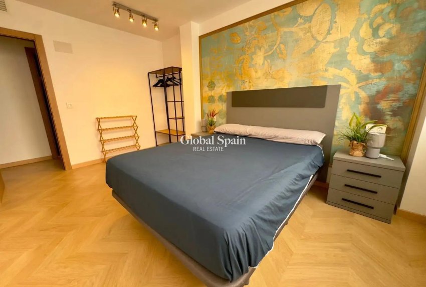 Wiederverkauf - PENTHOUSE -
TORREVIEJA - Acequion