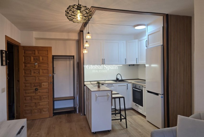 Wiederverkauf - PENTHOUSE -
TORREVIEJA - Cala Ferris