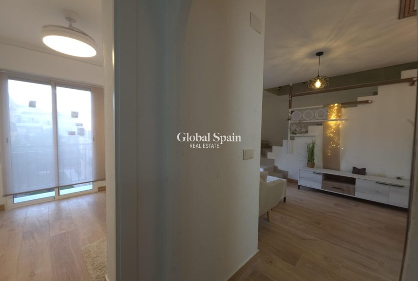 Wiederverkauf - PENTHOUSE -
TORREVIEJA - Cala Ferris