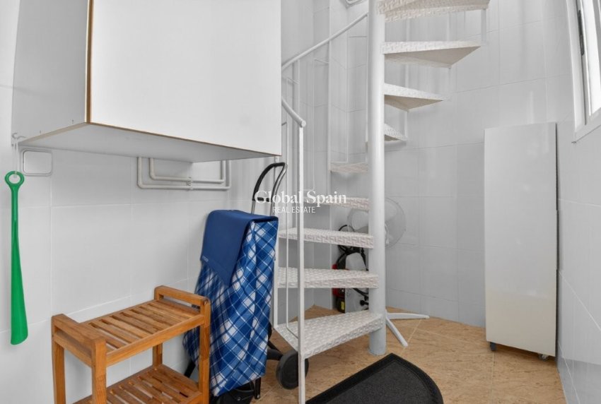 Wiederverkauf - PENTHOUSE -
TORREVIEJA - Calas Blancas