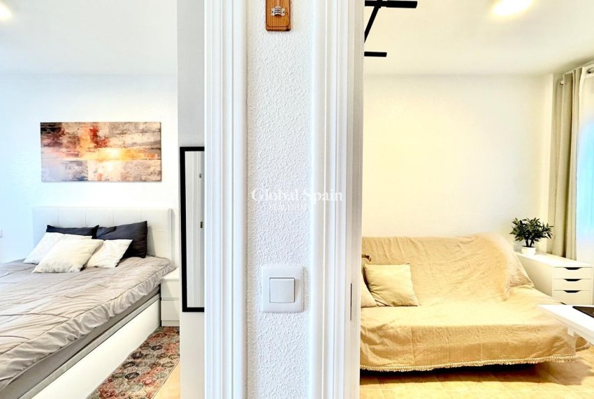 Wiederverkauf - PENTHOUSE -
TORREVIEJA - Center