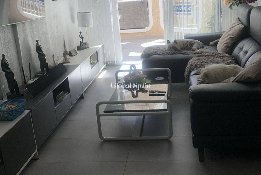 Wiederverkauf - PENTHOUSE -
TORREVIEJA - Center