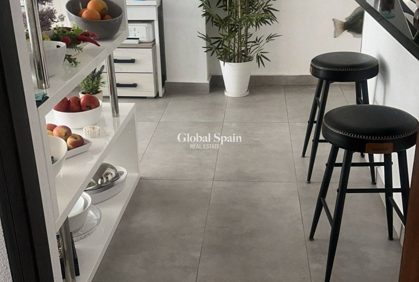 Wiederverkauf - PENTHOUSE -
TORREVIEJA - Center