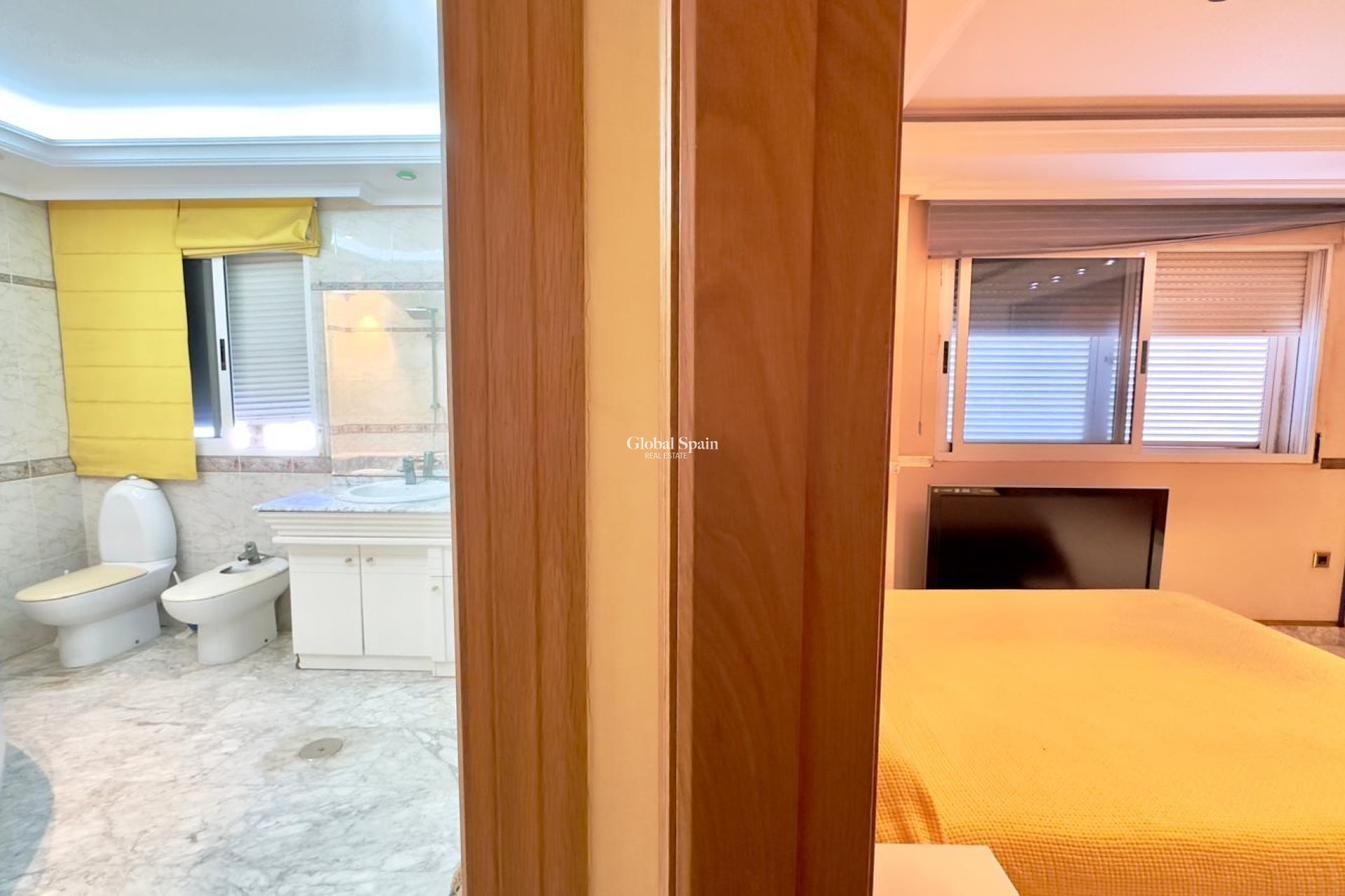 Wiederverkauf - PENTHOUSE -
TORREVIEJA - Center