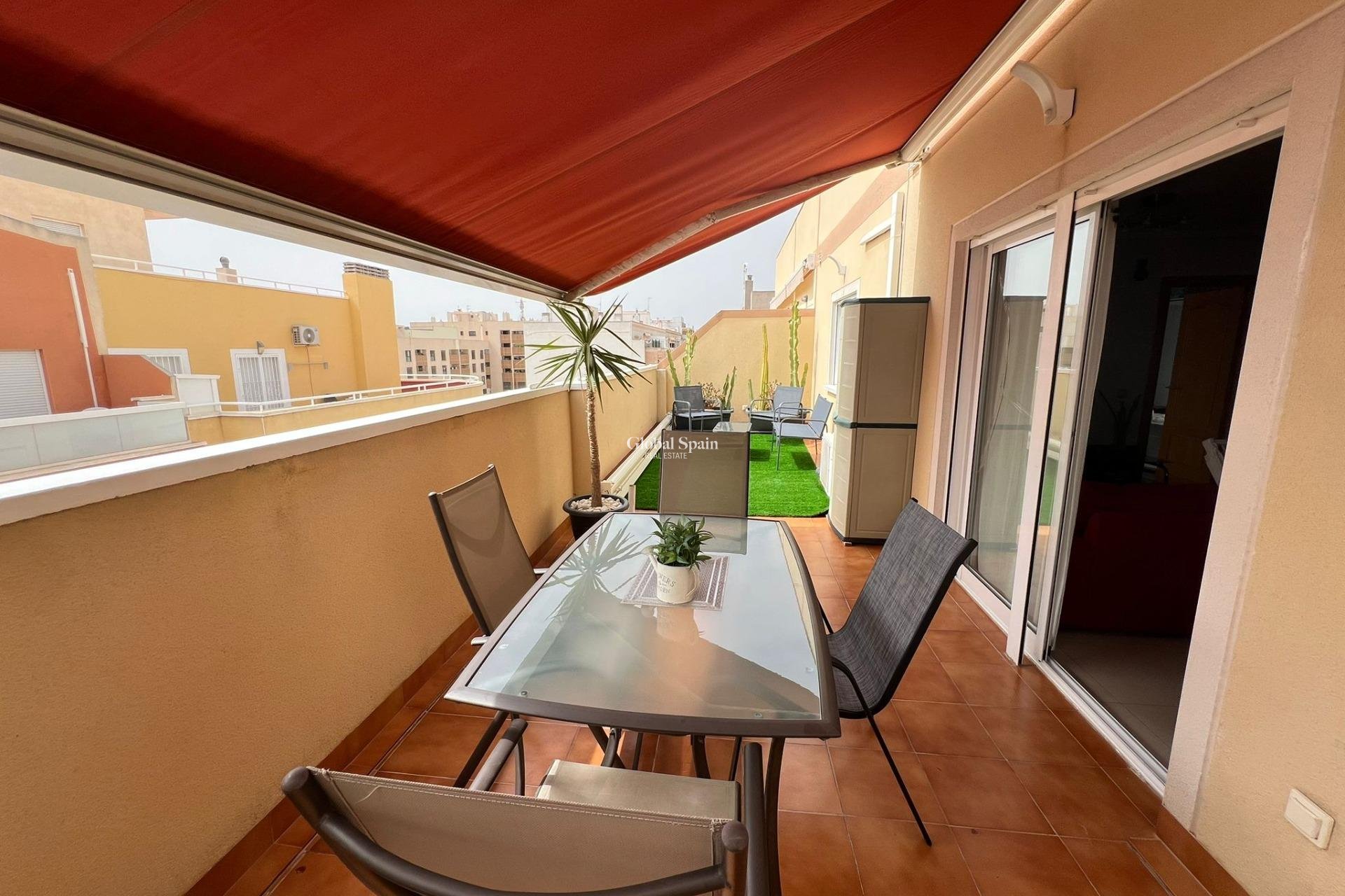 Wiederverkauf - PENTHOUSE -
TORREVIEJA - Center