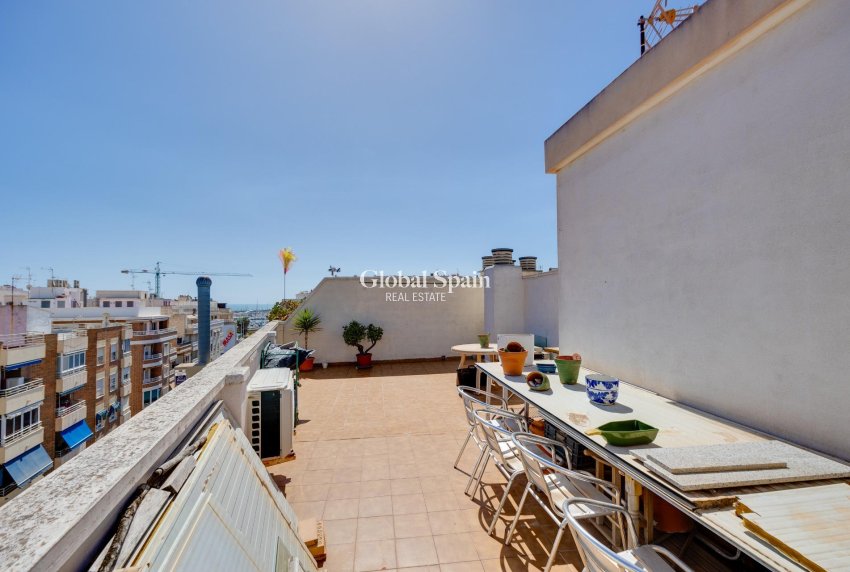 Wiederverkauf - PENTHOUSE -
TORREVIEJA - Center
