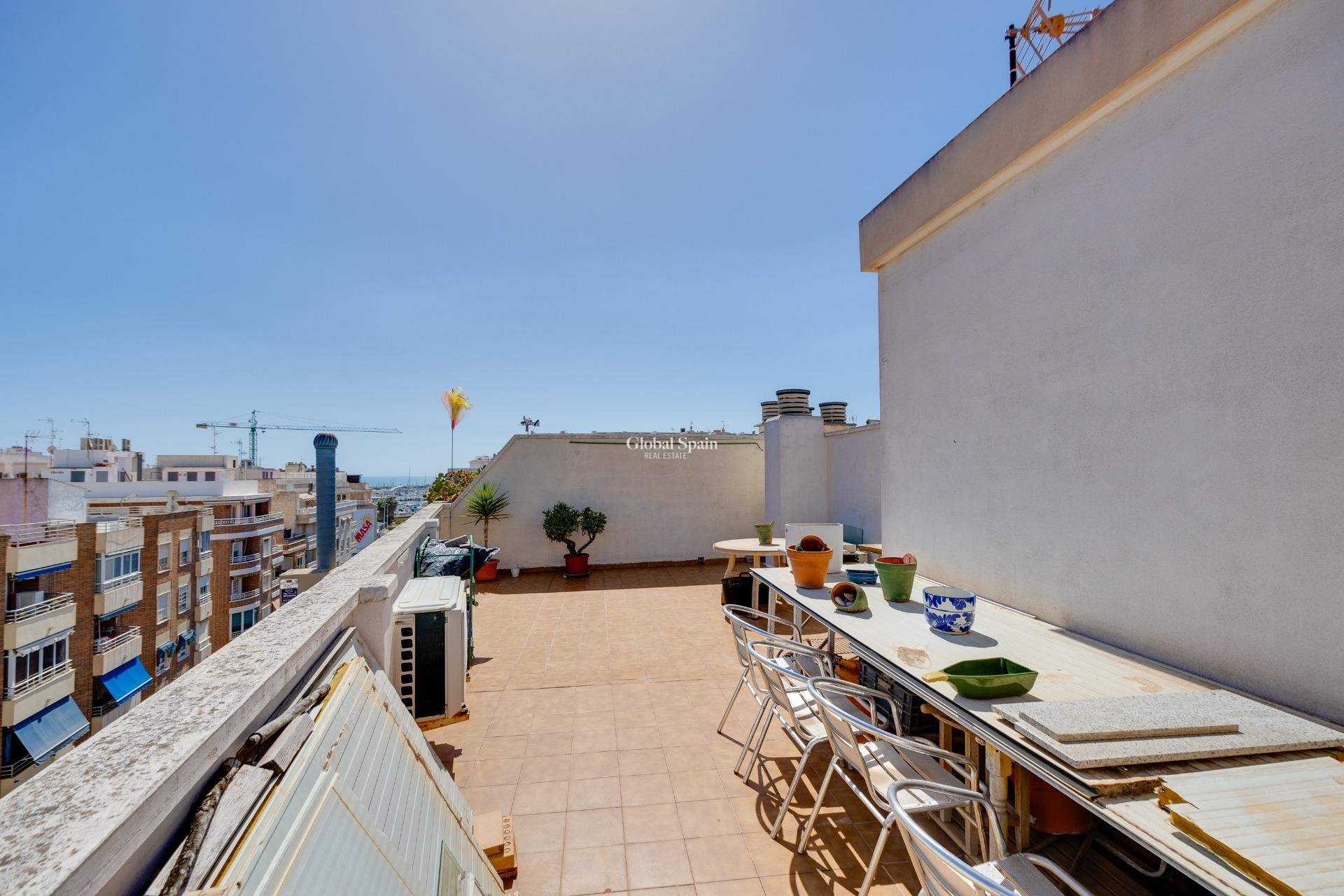 Wiederverkauf - PENTHOUSE -
TORREVIEJA - Center