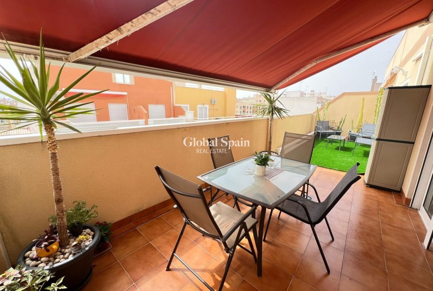 Wiederverkauf - PENTHOUSE -
TORREVIEJA - Center