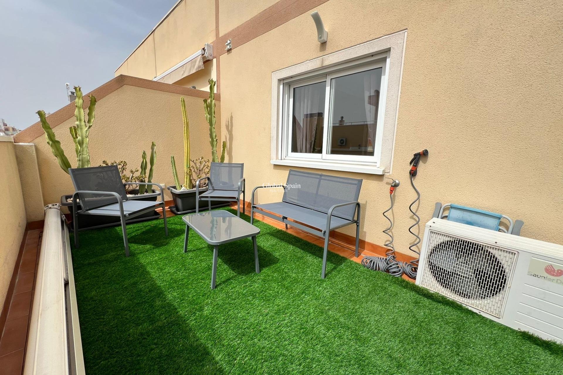 Wiederverkauf - PENTHOUSE -
TORREVIEJA - Center