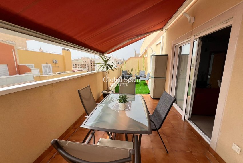 Wiederverkauf - PENTHOUSE -
TORREVIEJA - Center