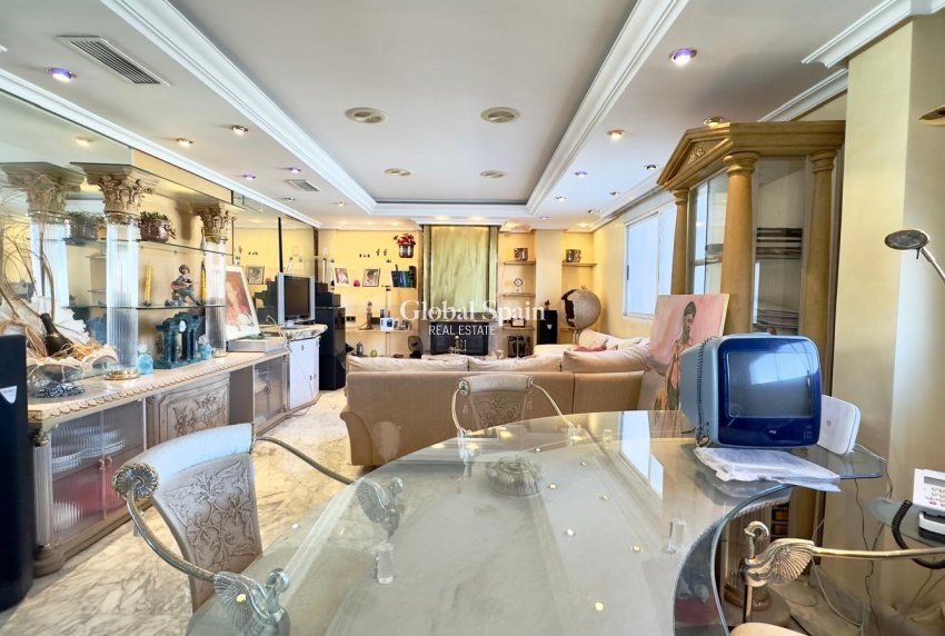 Wiederverkauf - PENTHOUSE -
TORREVIEJA - Center